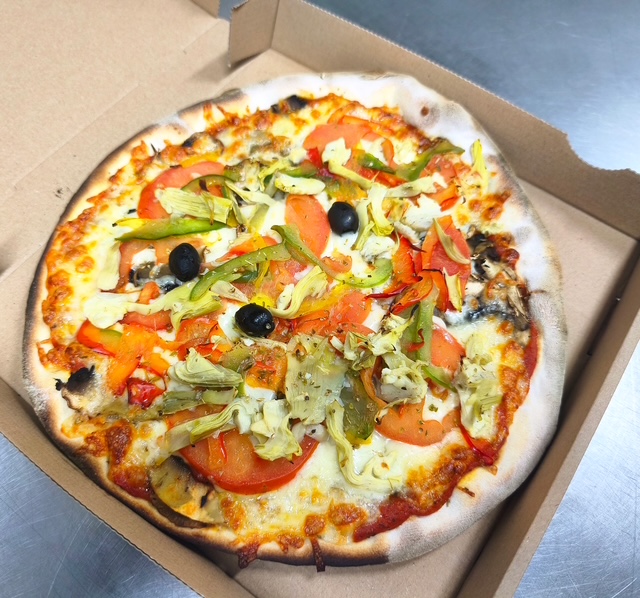 Pizza artisanale 4 Saisons - Pizzeria Hendaye