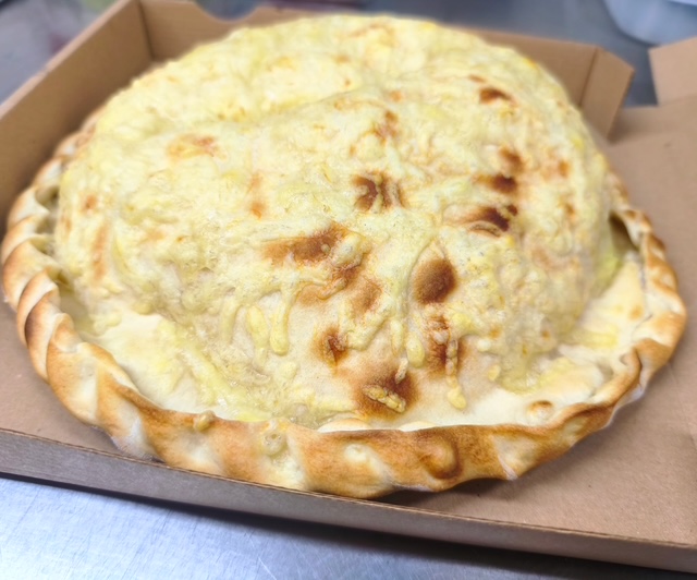 Pizza artisanale Calzone - Pizzeria Hendaye