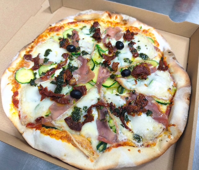 Pizza artisanale Fantasia - Pizzeria Hendaye