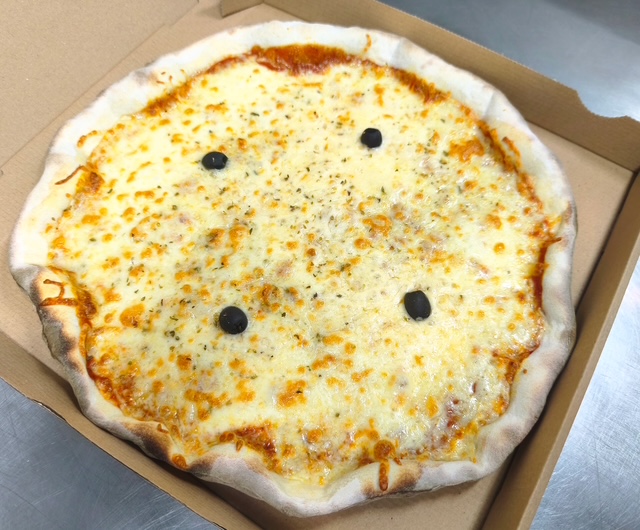 Pizza artisanale Margarita - Pizzeria Hendaye